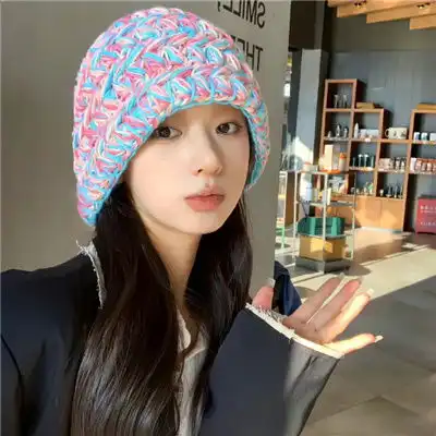 又纯又欲又御的小众女生头像,极具高级感的高颜值女头
