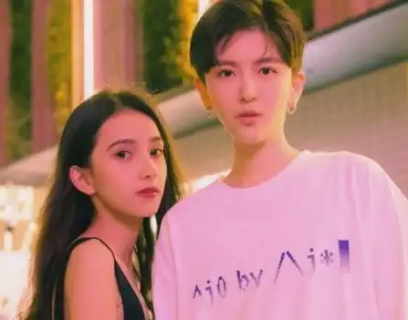 最火爆的情侣网名
