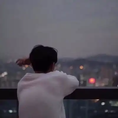 优质男头你会不会想我,说实话我也没把握
