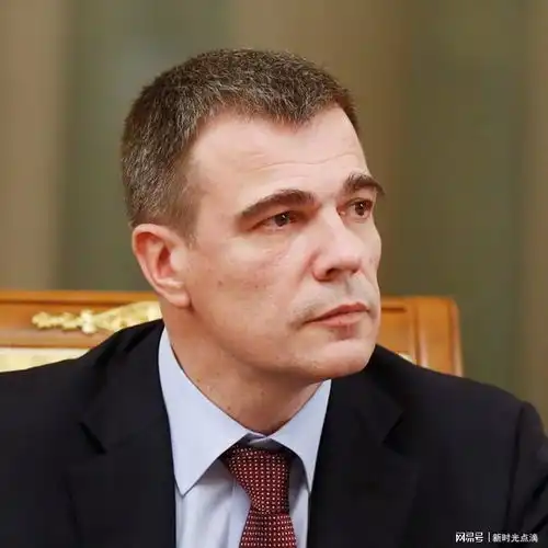 俄罗斯总统普京签令,解除现任总统顾问,任命新国防部副部长
