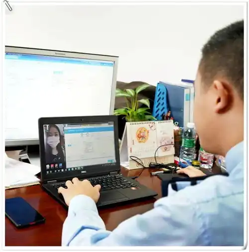 漫画丨哦动动手指,我们的税务蓝朋友就变了
