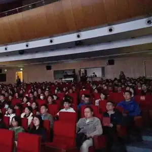 红岩革命故事展演走进上海交通大学
