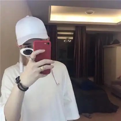 2020最新男生头像快手真人霸气拽一点的
