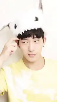 杨洋井柏然吴亦凡李易峰呆萌少年惹人爱组图
