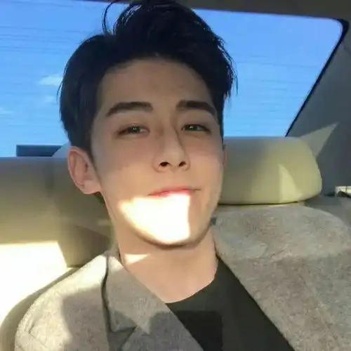 你是否已经习惯了有孤独陪伴
