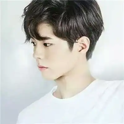 清爽干净帅气男生头像高清图片2018愿为你执手天涯相濡以沫
