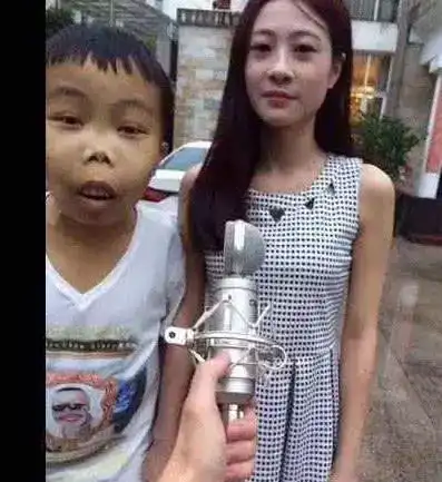 网红陈山近照,火的时候美女,兄弟无数,如今却成这样话据说
