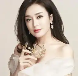 37岁秦岚被曝牵手小鲜肉同入酒店,网友小奶狗配姐姐好搭啊
