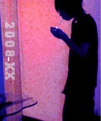 有感觉点的非主流抽烟颓废头像
