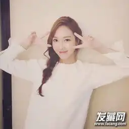 四股辫发型怎么编现在就来教你编
