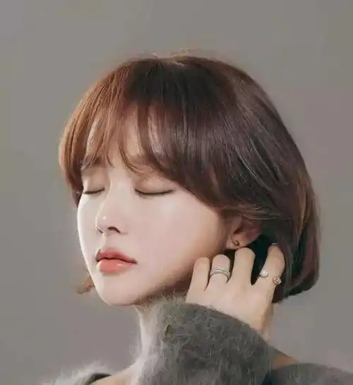 2018夏天7款最潮发型,减龄时尚又凉爽
