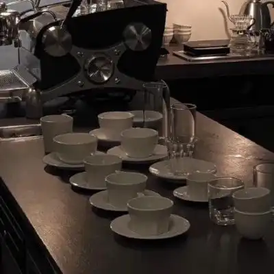 念七小清新简约背景图
