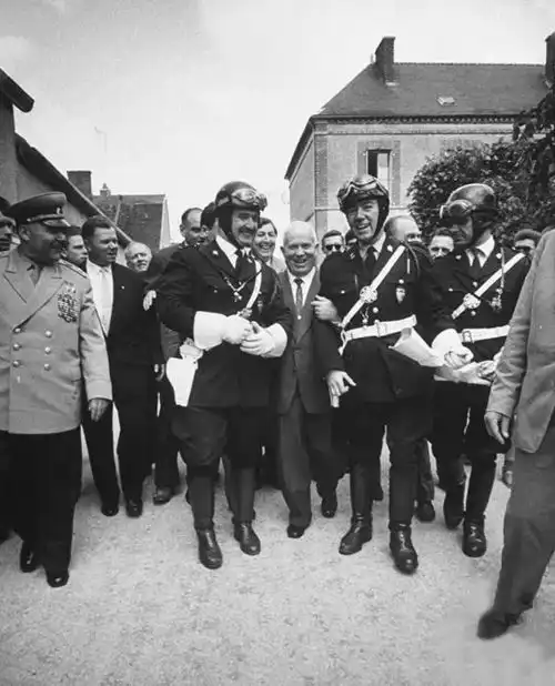 60年代,世界级神秘照片美国人很疯狂
