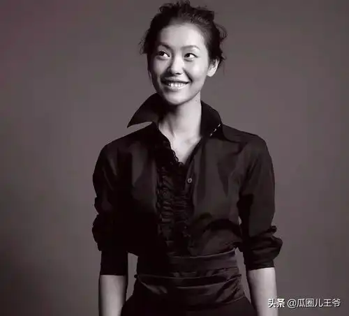 从中国小镇走出的假小子,凭什么被封为全球最美女人
