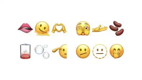 苹果ios15.4支持戴口罩解锁全新emoji表情
