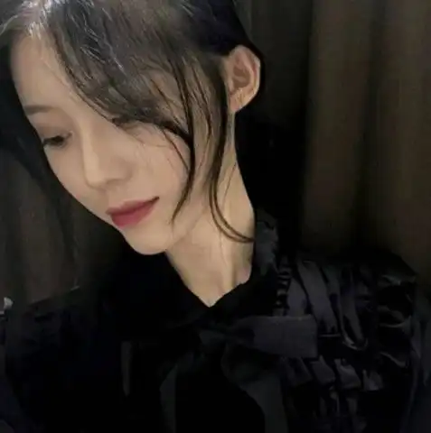 女生最糟蹋乳房的3种行为,尤其是第二,00后可能都做过
