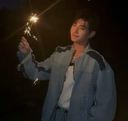 杨洋王楚然高调复合
