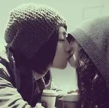 求kiss图片
