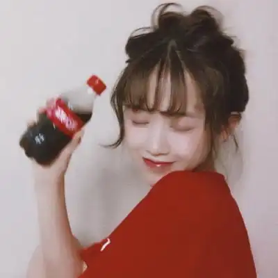 2023可爱高贵女生微信头像
