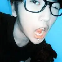 来几张这样男生生头像
