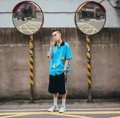 紧跟潮流剪了这些发型之后,才发现自己缺少一张帅的脸
