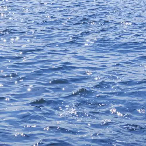 治愈系蓝色壁纸背景图
