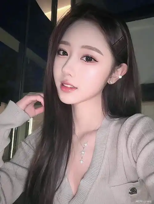 35岁美女谈过七八次恋爱,要35万彩礼还要一套房,她只考虑有钱人
