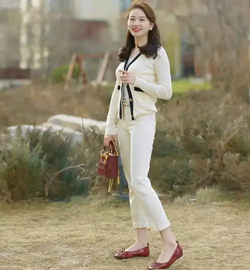 春季穿裤子,流行露脚踝穿法,1米58以下照穿时髦显高都有了
