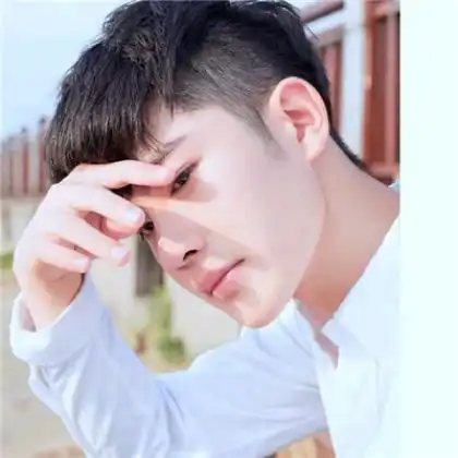 帅哥暖男头像真人,夏天的小清新男生提前享用吧

