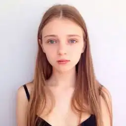 欧美女生头像搞怪原宿2018各色的脸上各色的妆
