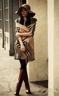 同穿披肩,杨幂风情万种,赵丽颖却成了小矮人
