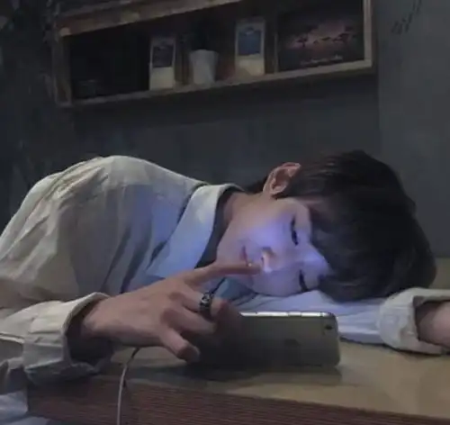 4个时间主动联系你的男生,十有八九是暗恋你,准备脱单吧
