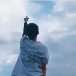 情侣头像一男一女背影两张
