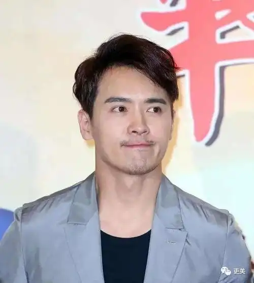 别再嘲笑丫头教40岁大叔演12岁少年,童子教更可怕...
