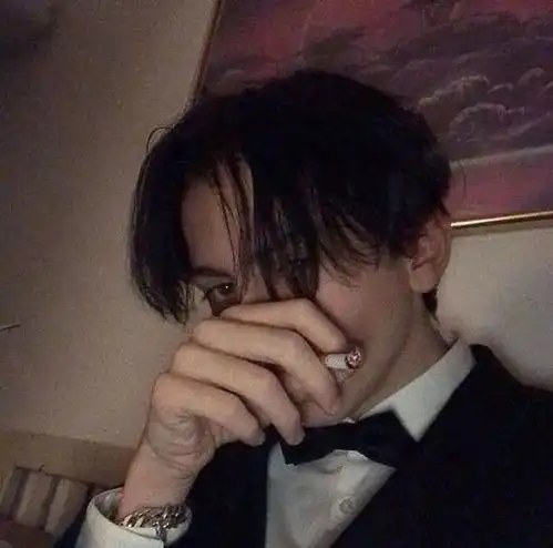 头像无心风月,独钟自己
