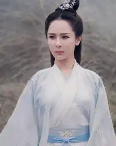 杨紫赵丽颖杨幂舒畅蒋勤勤林心如迪丽热巴,经典古装谁仙气飘飘
