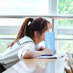 这个头像本来是情侣头像,但是我找不到另一个了拜托网友提供图片
