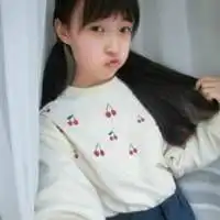 天真的两姐妹头像最懂我的还是你

