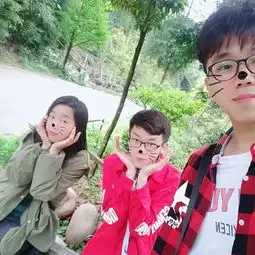 三人游红豆相思谷
