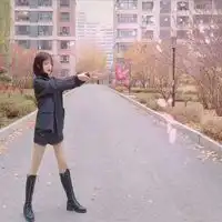 爱心情侣头像一男一女唯美兔子发射爱心情侣头像
