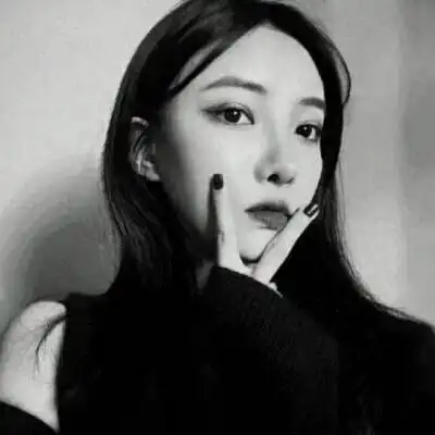 高清霸气女头像黑白图片超拽高雅社会女生头像图片

