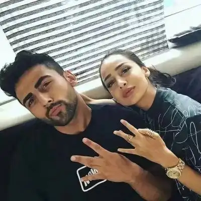 爱是缓缓而来的喜欢坚定不移的陪qq情侣头像我要个性网
