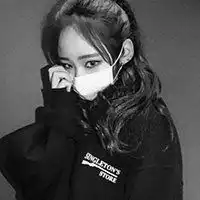 黑白头像女背影孤独
