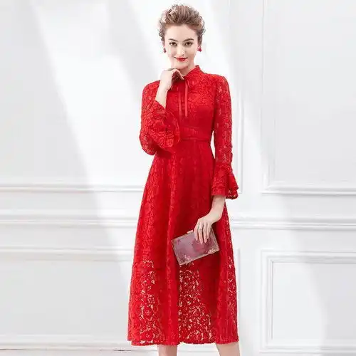 轻熟小红裙,打造风情万种小女人
