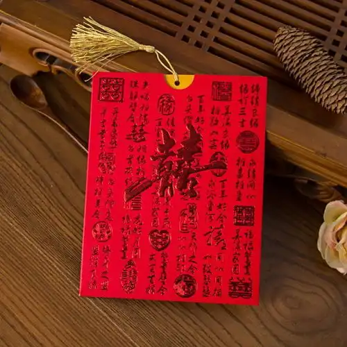 揭秘生肖属蛇人,在这一生的婚恋爱情

