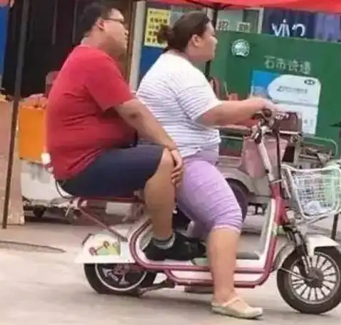 带上装备,快去救师父
