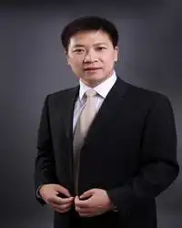 朱珍华
