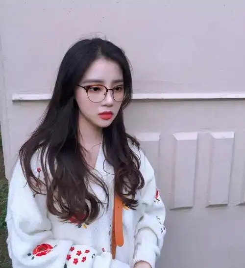 别再跟风剪短发了,你适合什么发型你知道吗
