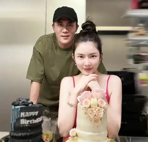 赵丽颖少了一个仿妆博主陈妍希倒贴式秀恩爱刘学义的古装剧要殉了杜淳带妻子入圈当明星辣目洋子被新剧拖累
