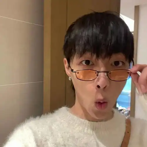 会被女友夸帅的10款男生短发
